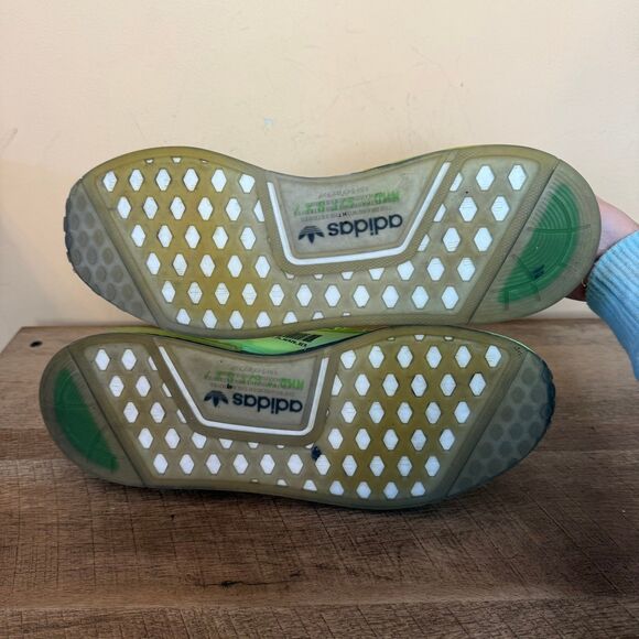 Adidas Originals Mens NMD_R1 Spectoo Sz 11.5 Sneakers shoes GZ9263 Signal green - Picture 6 of 8